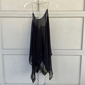 SHEER GUESS FLOWY TOP